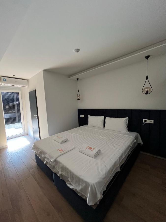 Kubi Hotel Struga Exterior photo